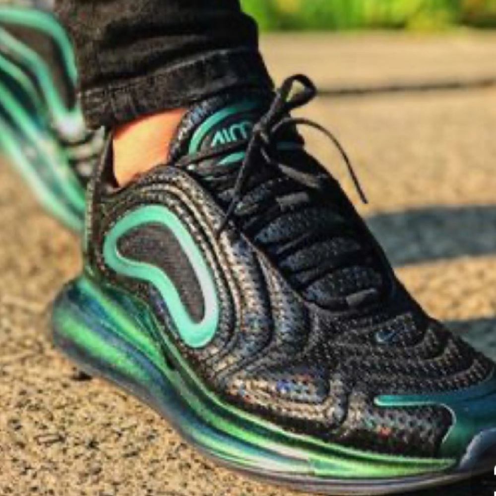 Nike Air Max 720 Black-Laser Anthracite AQ3196-003